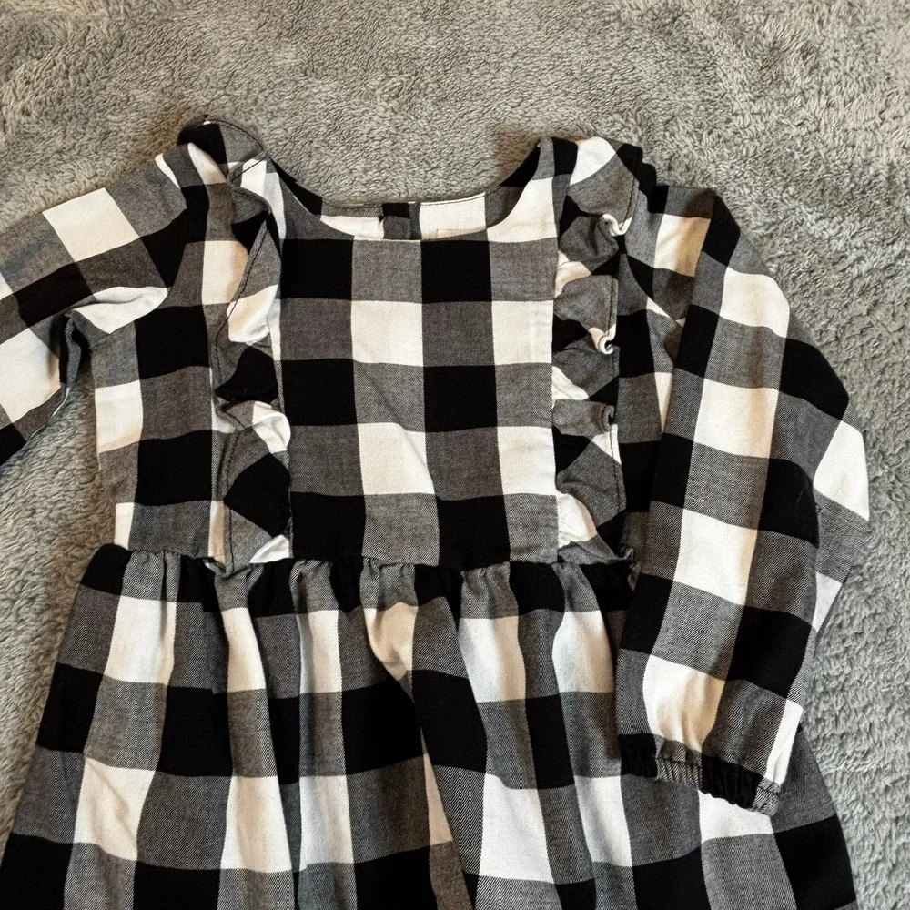 The Childrens Place Girls 3T Buffalo Plaid Ruffle Long Sleeve Dress Black White